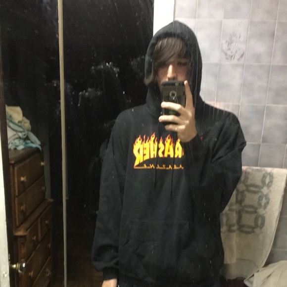 Poshmark profile picture for @counterparts